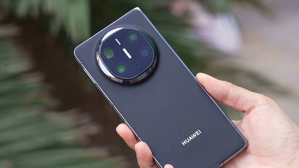 Huawei Mate X8: первый складной смартфон с 20 ГБ оперативки?